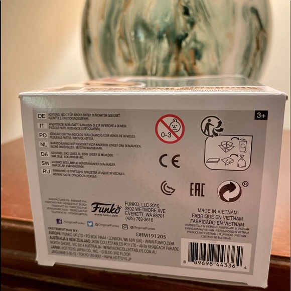 NWT Funko Pop Ruth Bader Ginsberg 45 Vinyl Figure - Picture 7 of 7